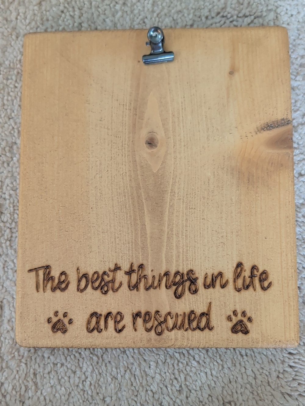 Wooden Clip Sign "The Best Things in Life are Rescued" - Natural